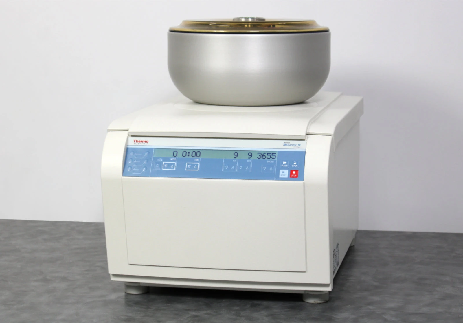 Thermo Scientific Heraeus Megafuge 16 Benchtop Centrifuge