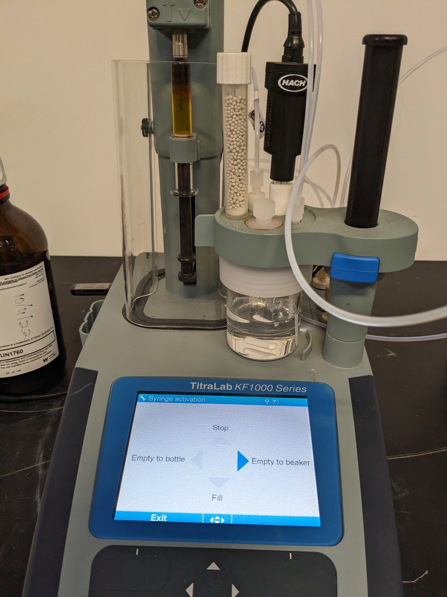 Hach KF1121 Volumetric Titrator for Karl Fischer Titrations with 1
