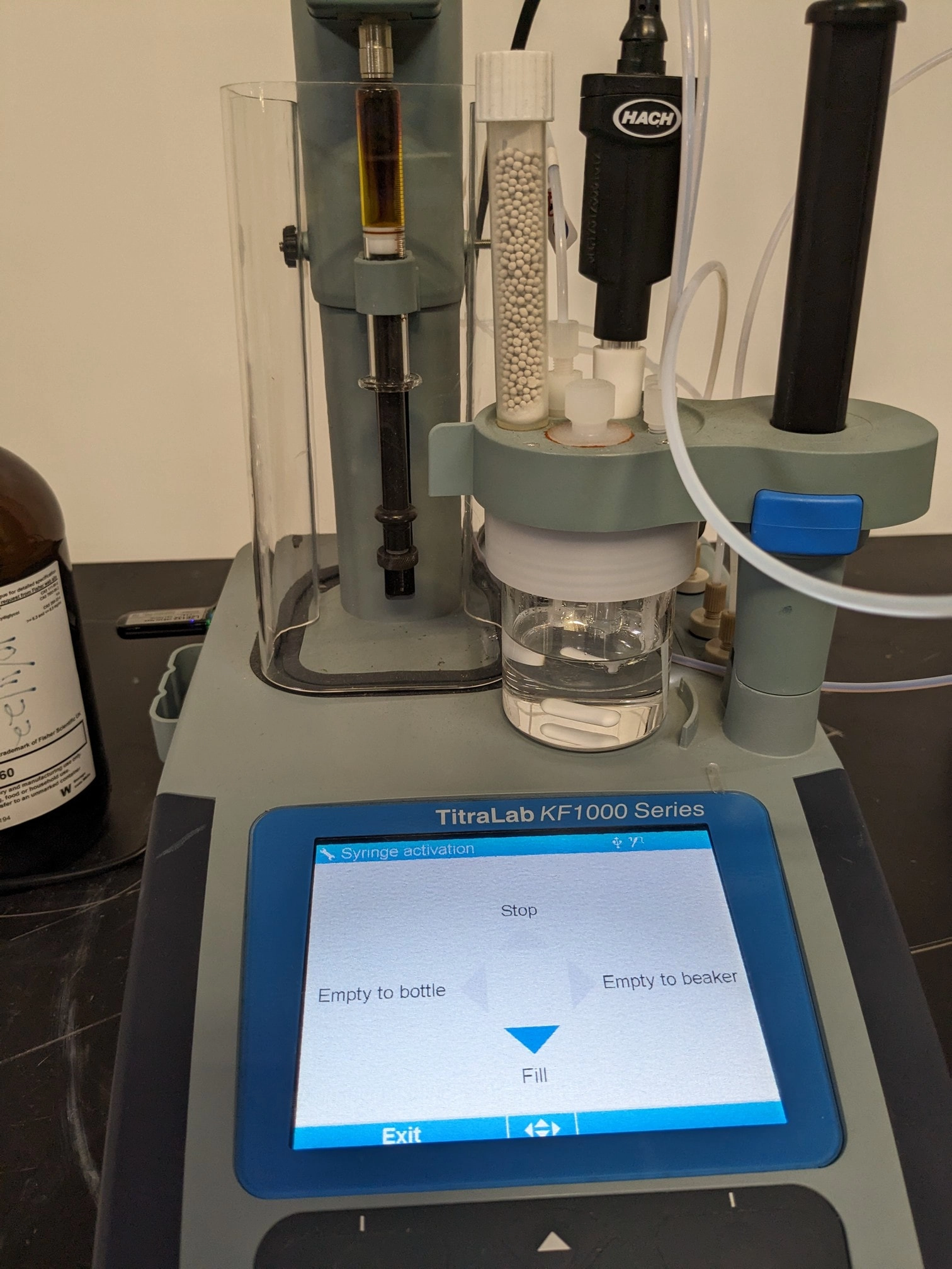 Hach KF1121 Volumetric Titrator for Karl Fischer Titrations with 1