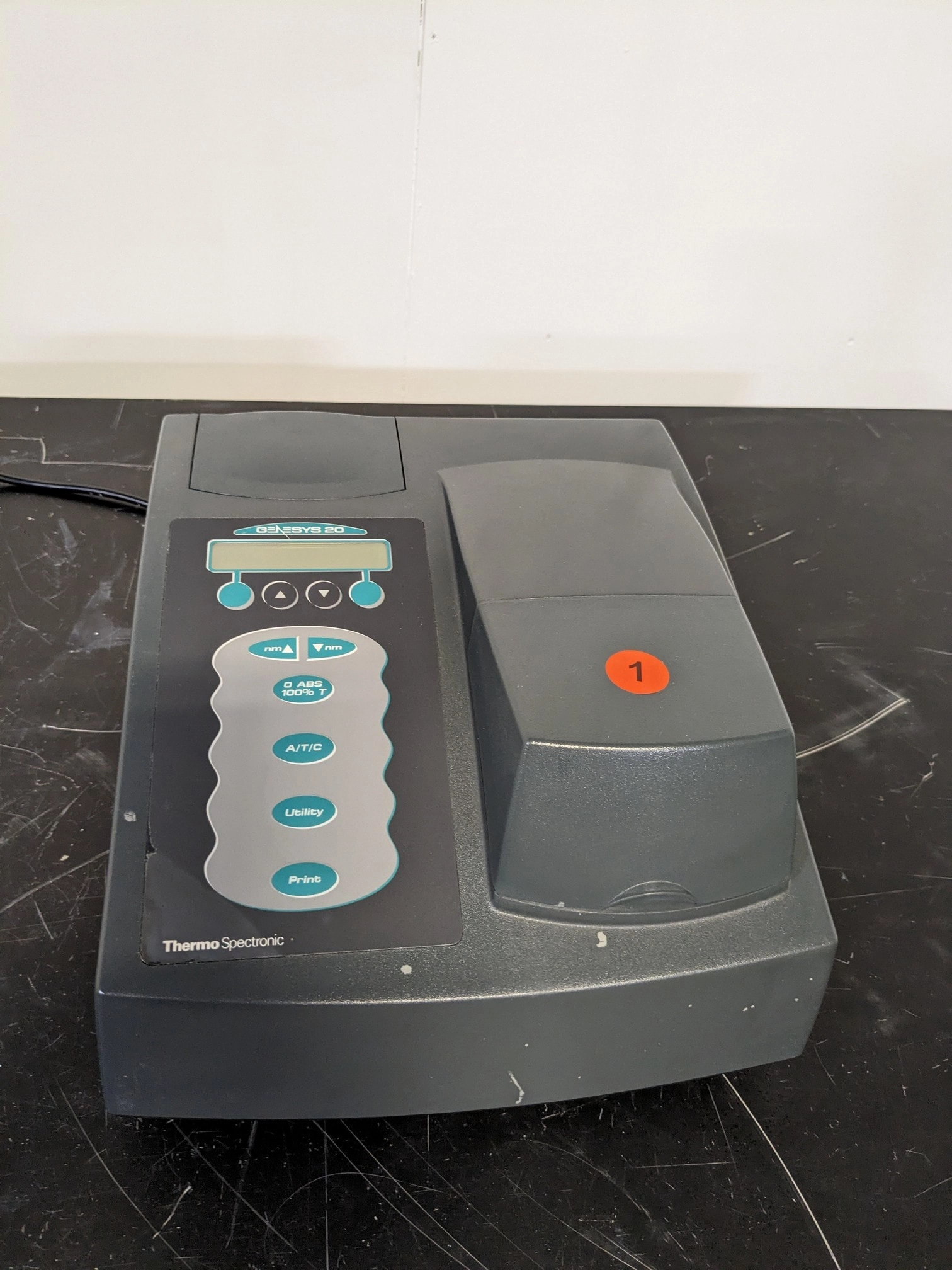 Thermo Spectronic  Cat. 4001/4 Genesys 20 Visible Spectrometer