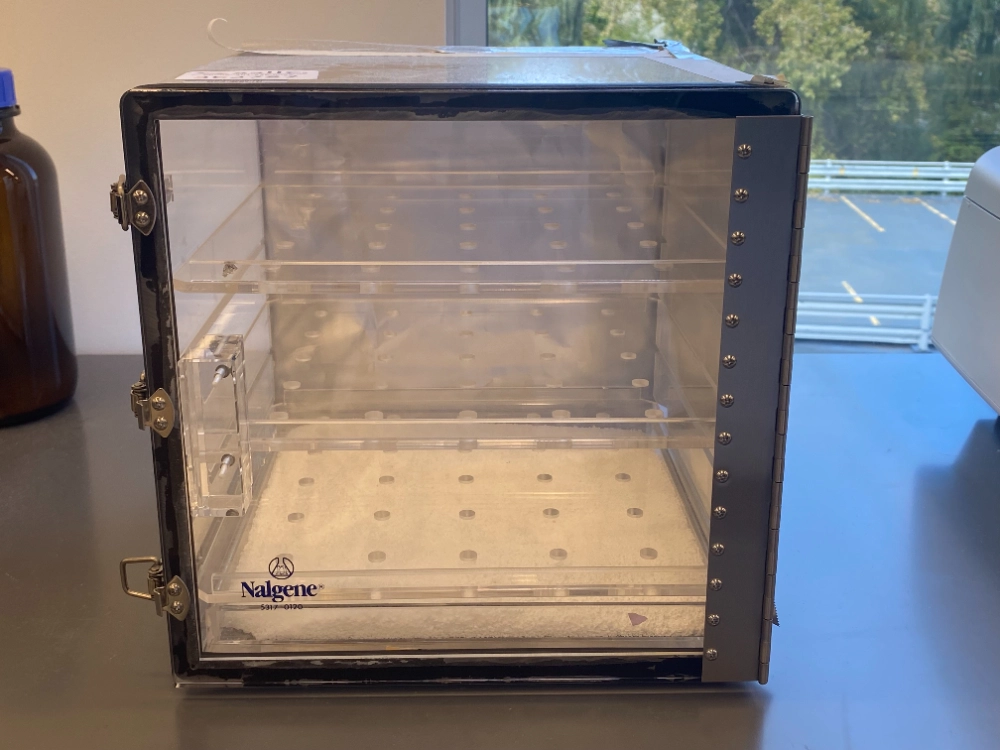 Nalgene Plastic Desiccator