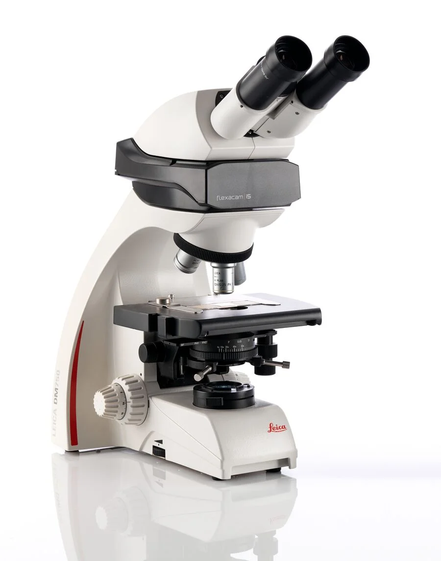 Leica DM750 Educational Microscope with Integrated Wireless Camera, Eyepiece Pointers, and Koehler Illumination