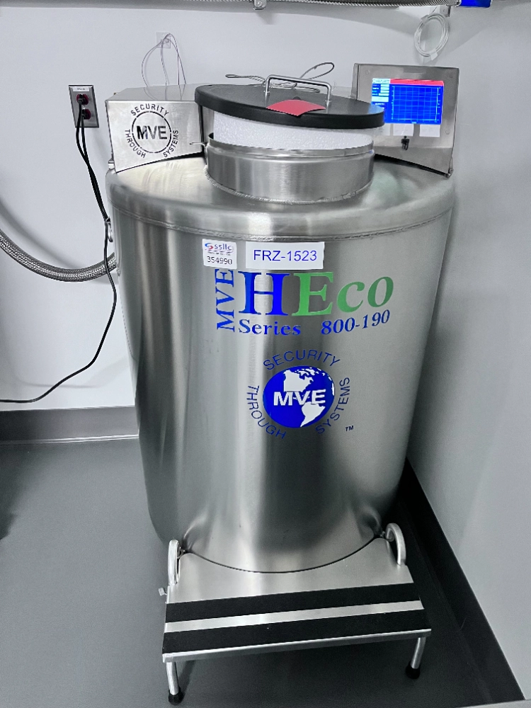 MVE Heco 800-190 Series Liquid Nitrogen Freezer