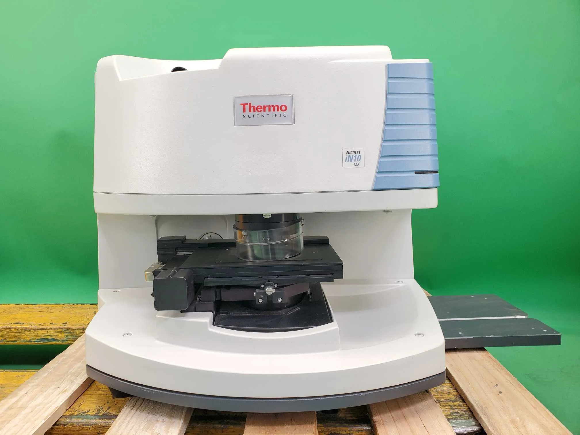 Thermo Scientific Nicolet iN10 MX Infrared Imaging Microscope