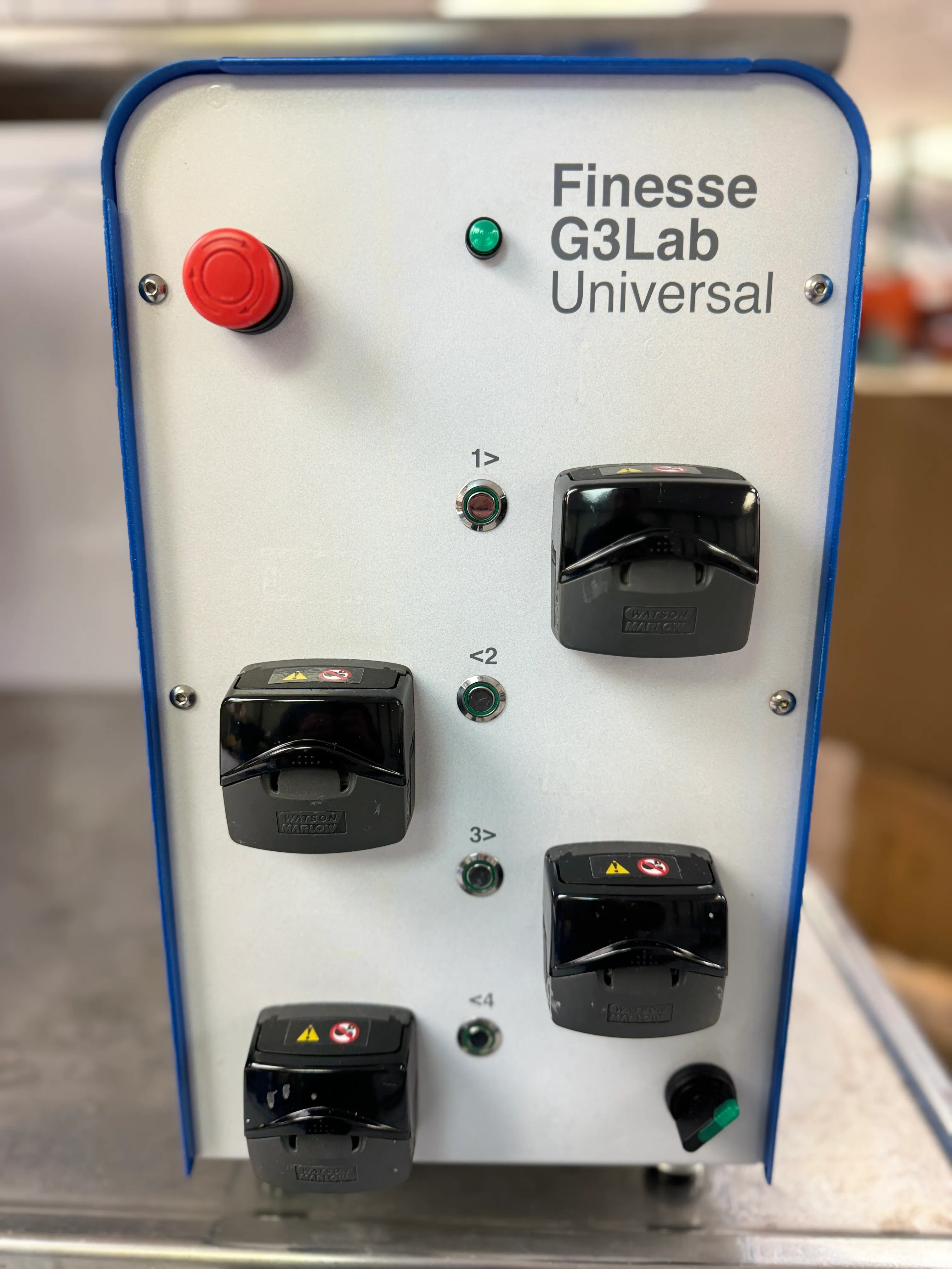 Finesse G3 Lab Universal Controller and Cables 