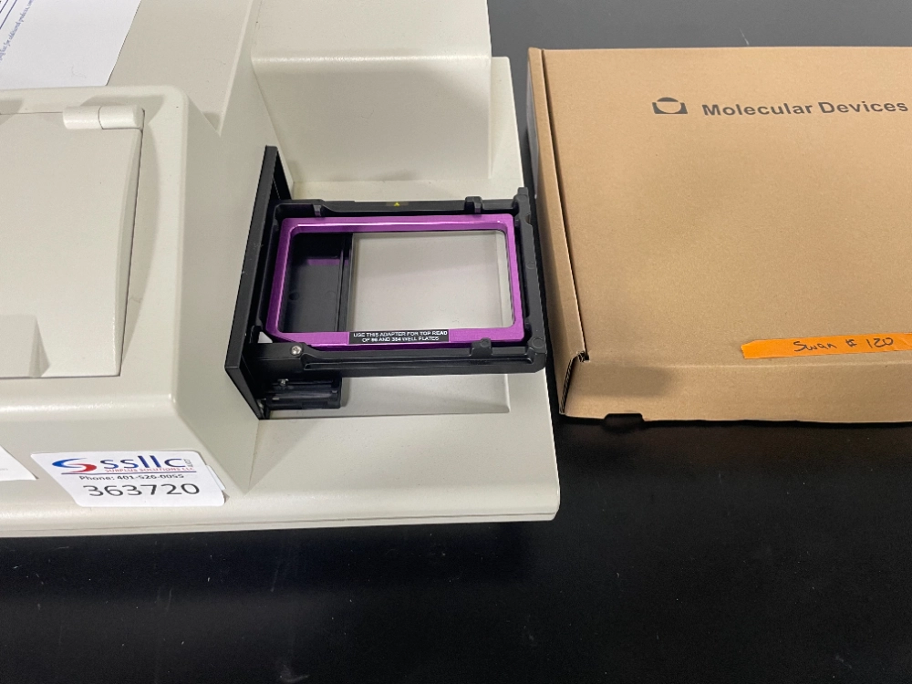 Molecular Devices SpectraMax M2e Microplate Reader