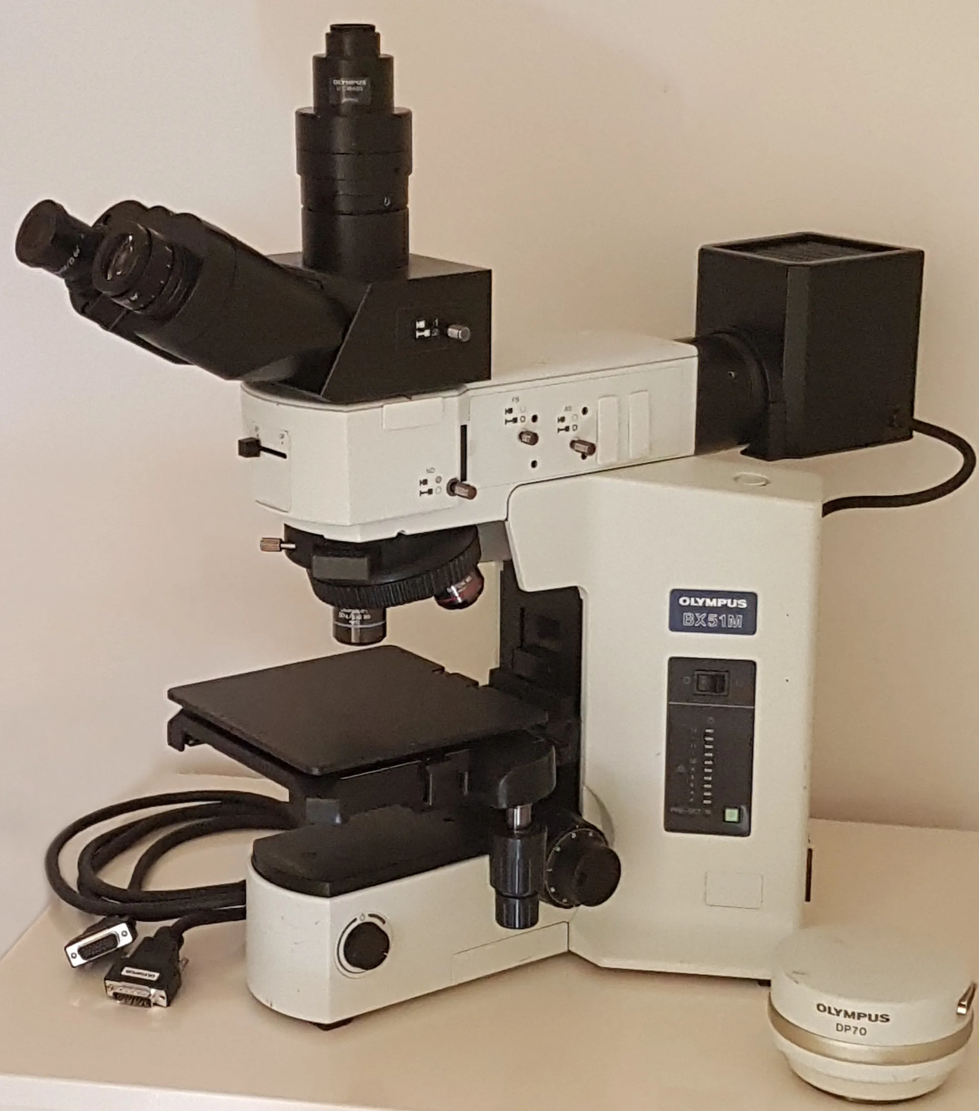 Olympus BX51M reflected light BF/DF trinocular microscope