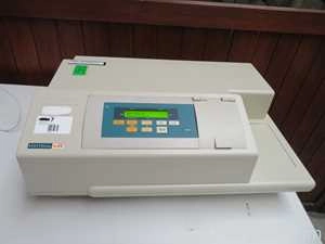 Molecular Devices Spectra Max Plus 384 Spectrophotometer Microplate Reader