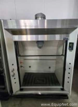 Laminar Flow Hood  - Formulation and laboratory bench hood