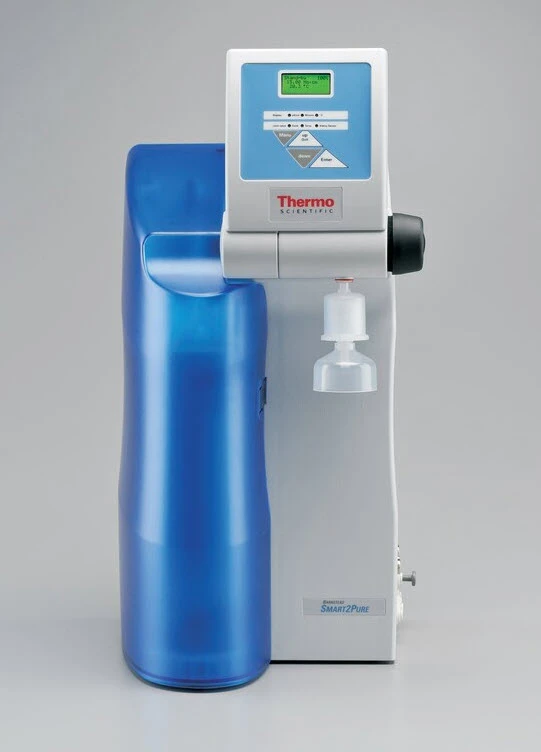 Thermo Scientific Barnstead Smart2Pure Water Purification System