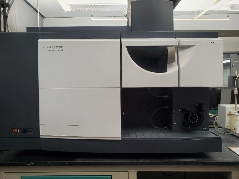 Agilent 725 ICPOES with ASX500 Autosampler