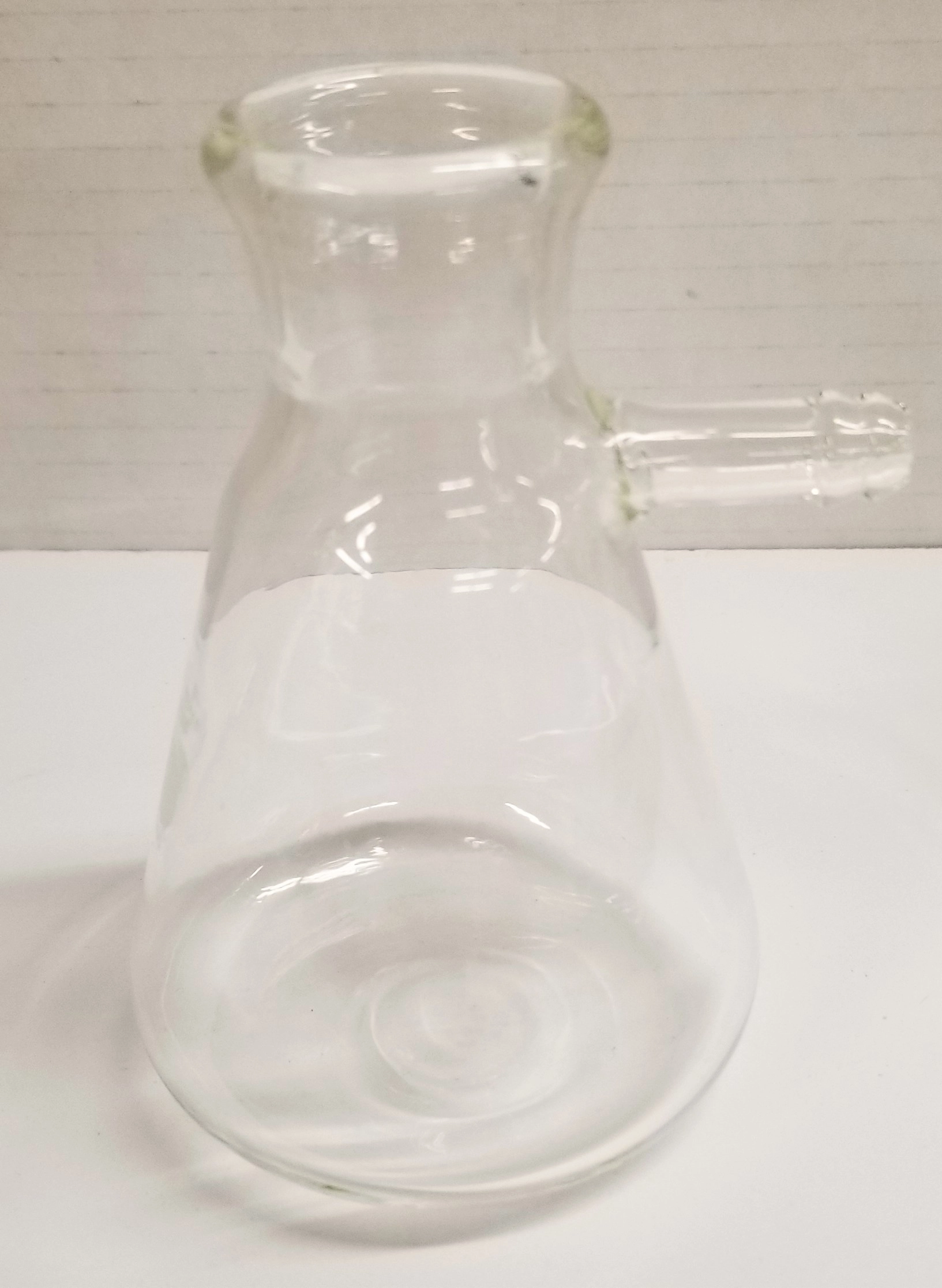 Corning PYREX 5360-125 Filtration Flask with Sidearm Tubulation - 125mL