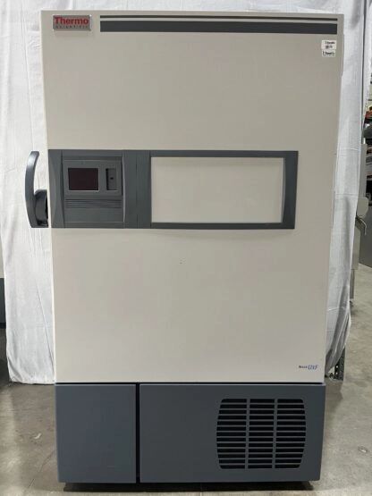 Thermo Fisher Scientific -80C Freezer UXF70086D