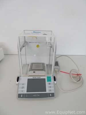 Mettler Toledo AX205 Delta Range Analytical Balance