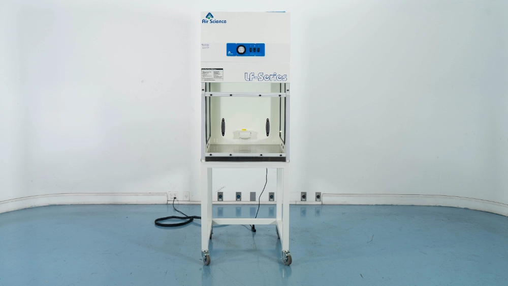 Air Science LF- Series Flow Cabinet