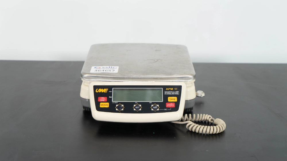 UWE APM 60 Digital Scale