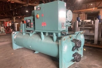 York MaxE 400 Ton Centrifugal Chiller with Cooling TowerChillers
