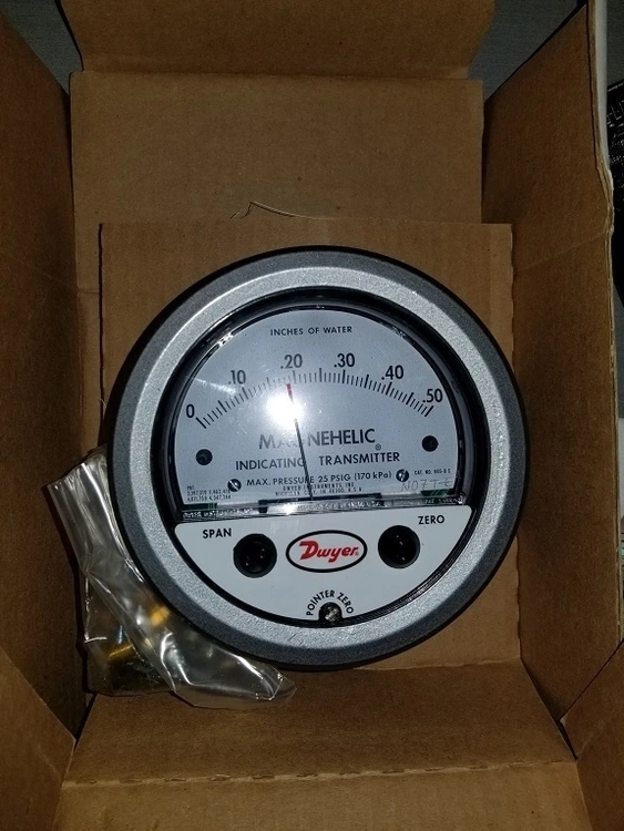 Dwyer Magnehelic Gauges