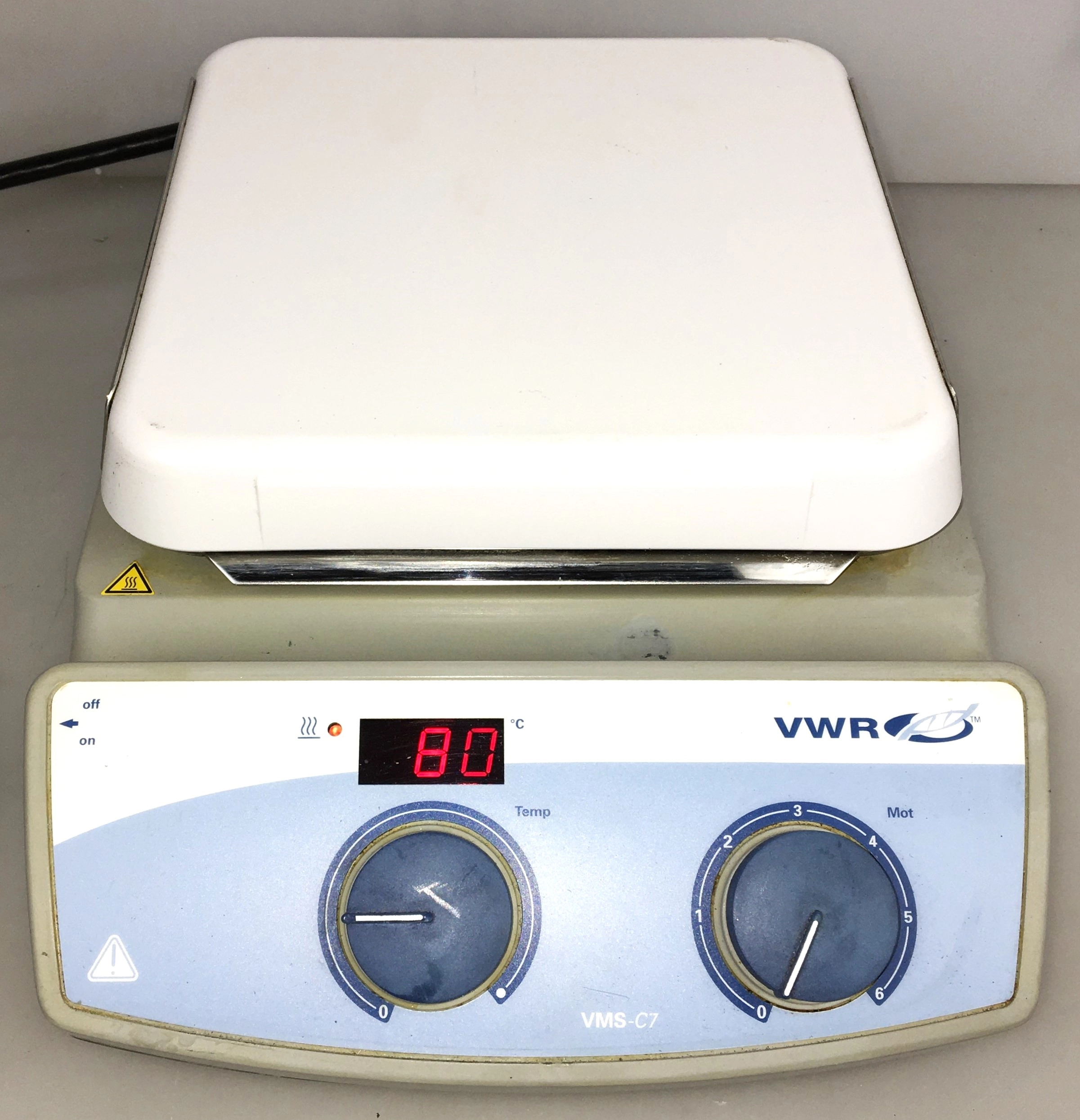 VWR (IKA) VMS-C7 S1 Digital Stirring Hot Plate (7" x 7" Plate)
