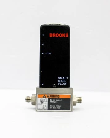 Brooks Smart Mass Flow Meter 0-30 in Min Air gas model: 5860S/BC1BA0AA0AA1B1