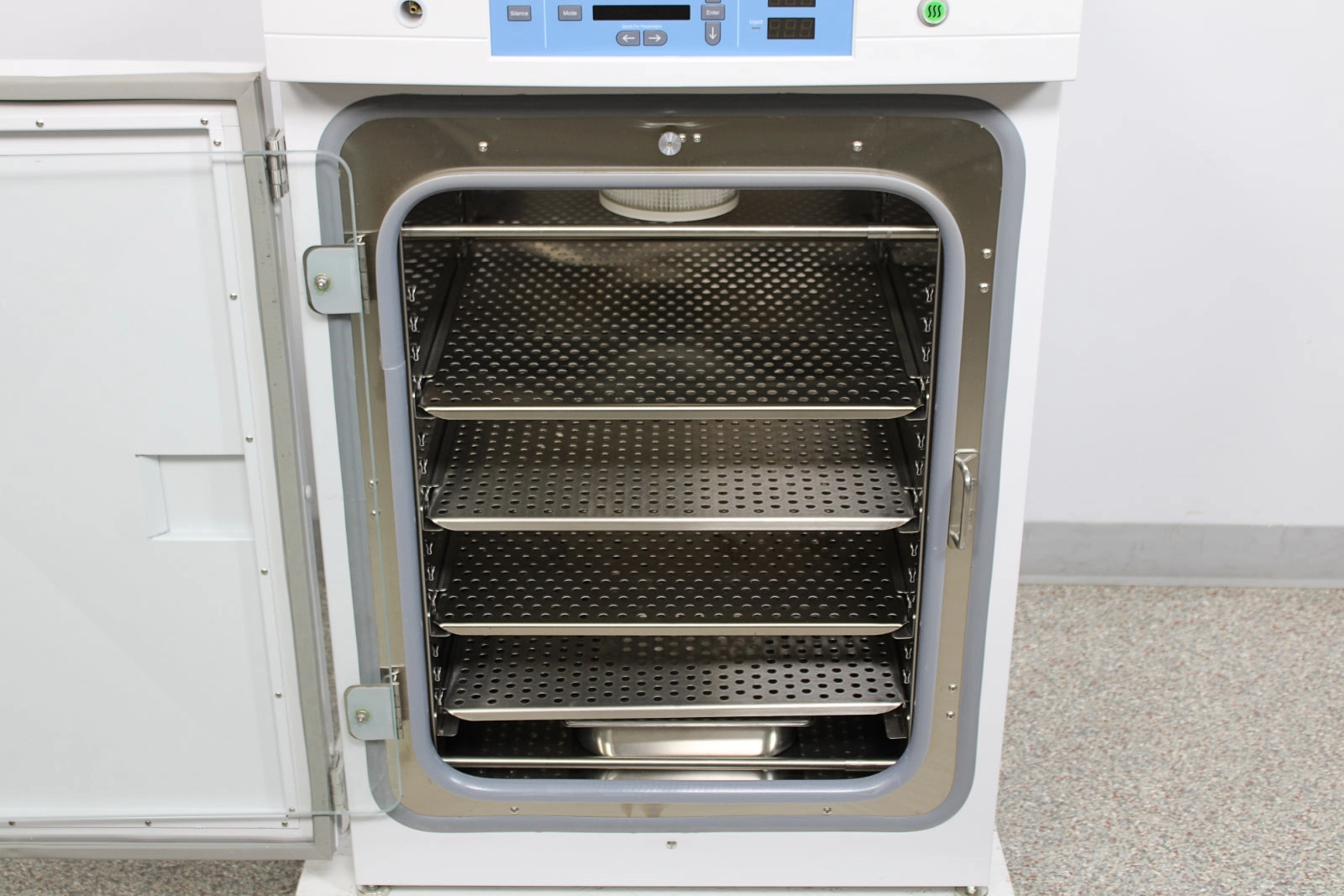Thermo Scientific 370 Forma SteriCycle Stainless Steel CO2 Incubator
