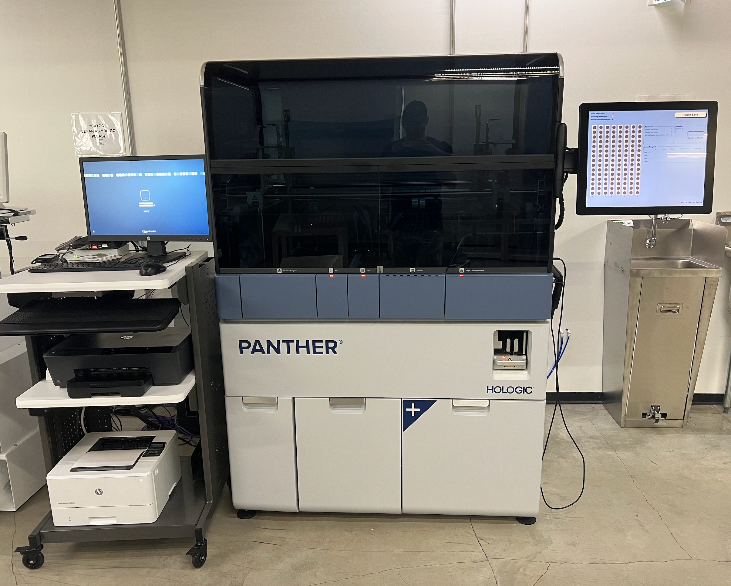Hologic Panther Plus Molecular Testing System