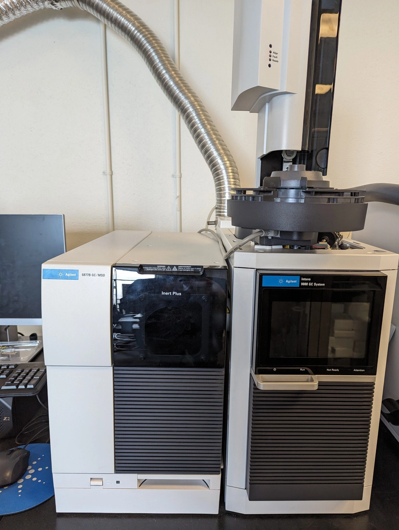 Agilent 5977B GC/MSD with Intuvo 9000 GC System/7607A Headspace Autosampler