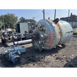 2000 Gal Pfaudler Glass Lined Reactor