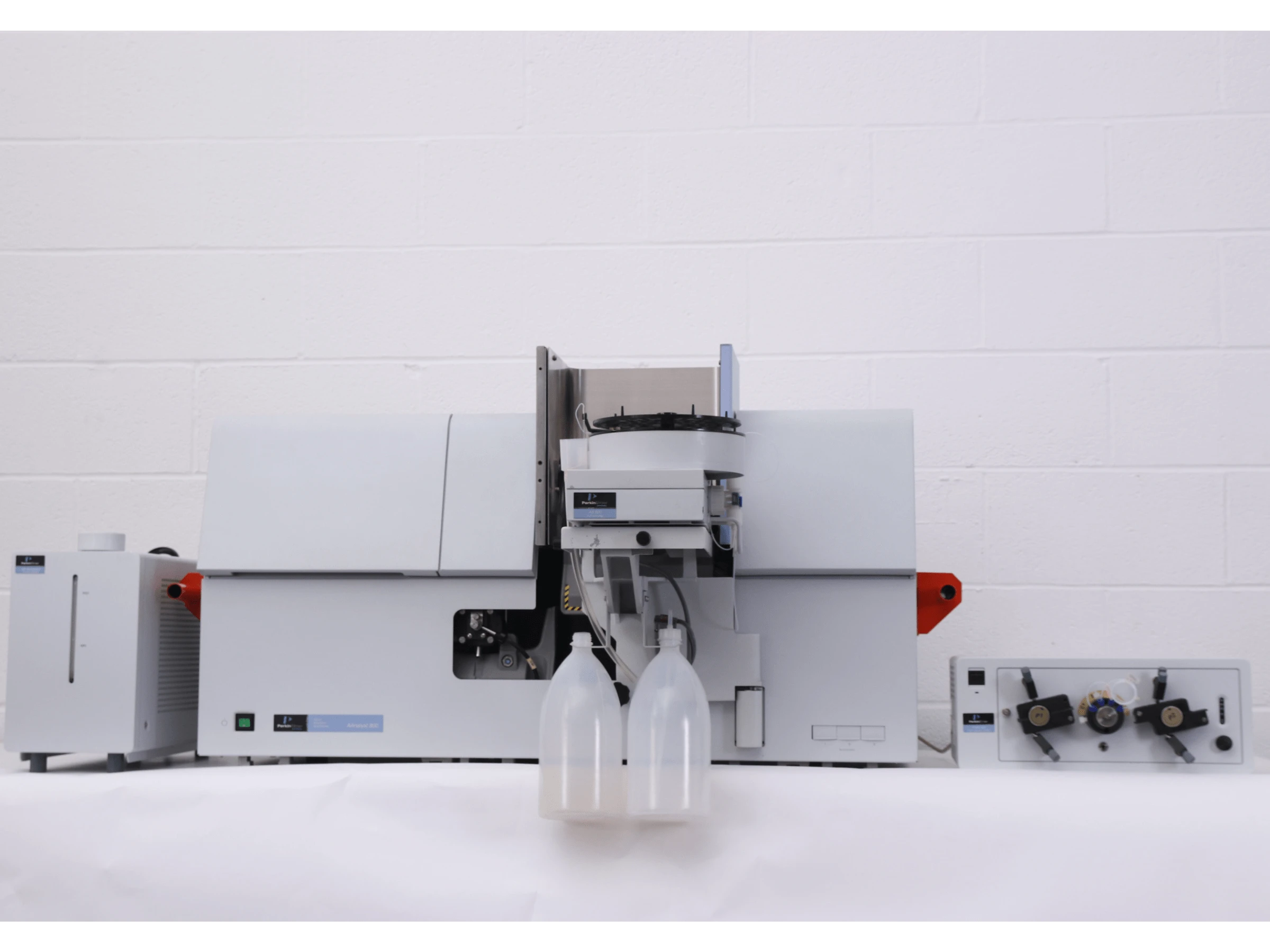 Perkin Elmer AAnalyst 800 Spectrometer with Autosampler and Flow injection