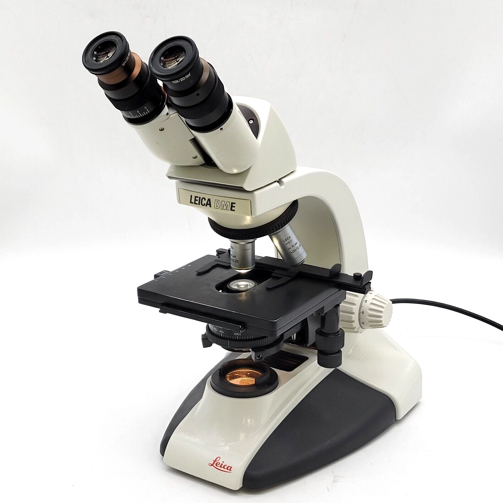 Leica Microscope DME with HI Plan 4x, 10x, 40x Objectives