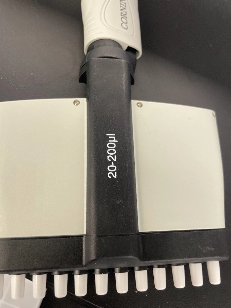 Corning Lambda Plus 200ul Multichannel Pipette