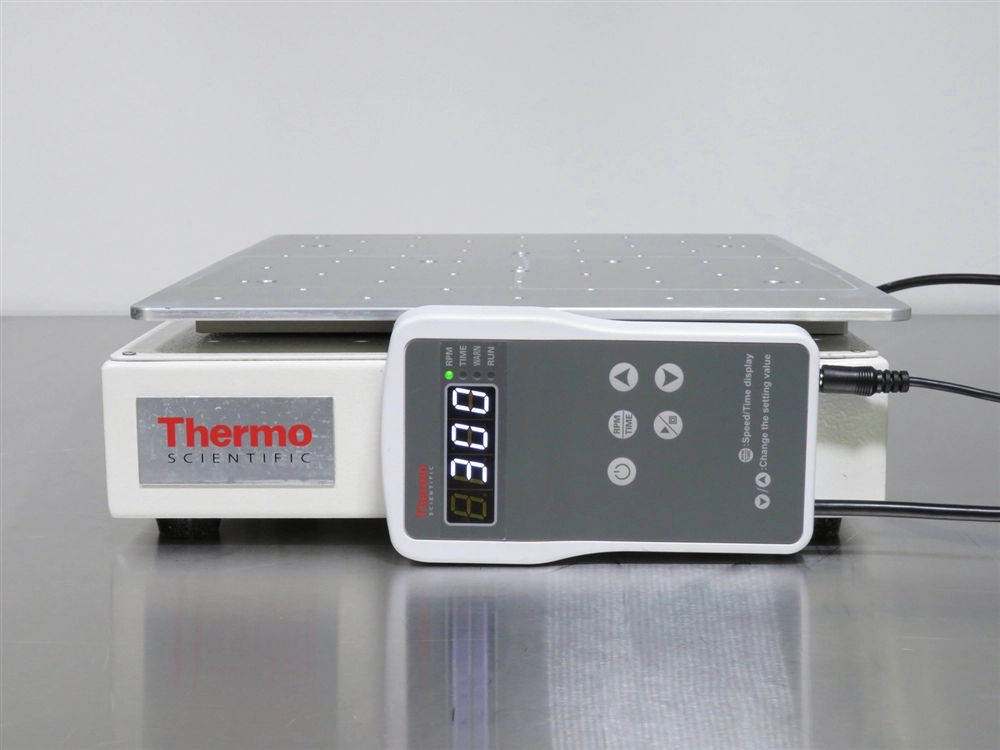 Thermo Scientific MaxQ 2000 CO2 Plus Digital Orbital Shaker