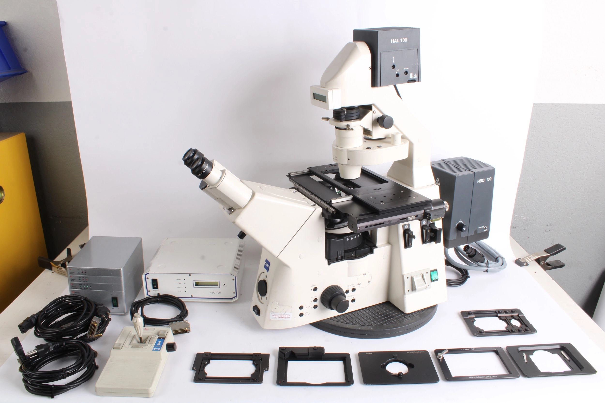 Carl Zeiss Axiovert 200M Motorized Inverted Fluorescence Microscope