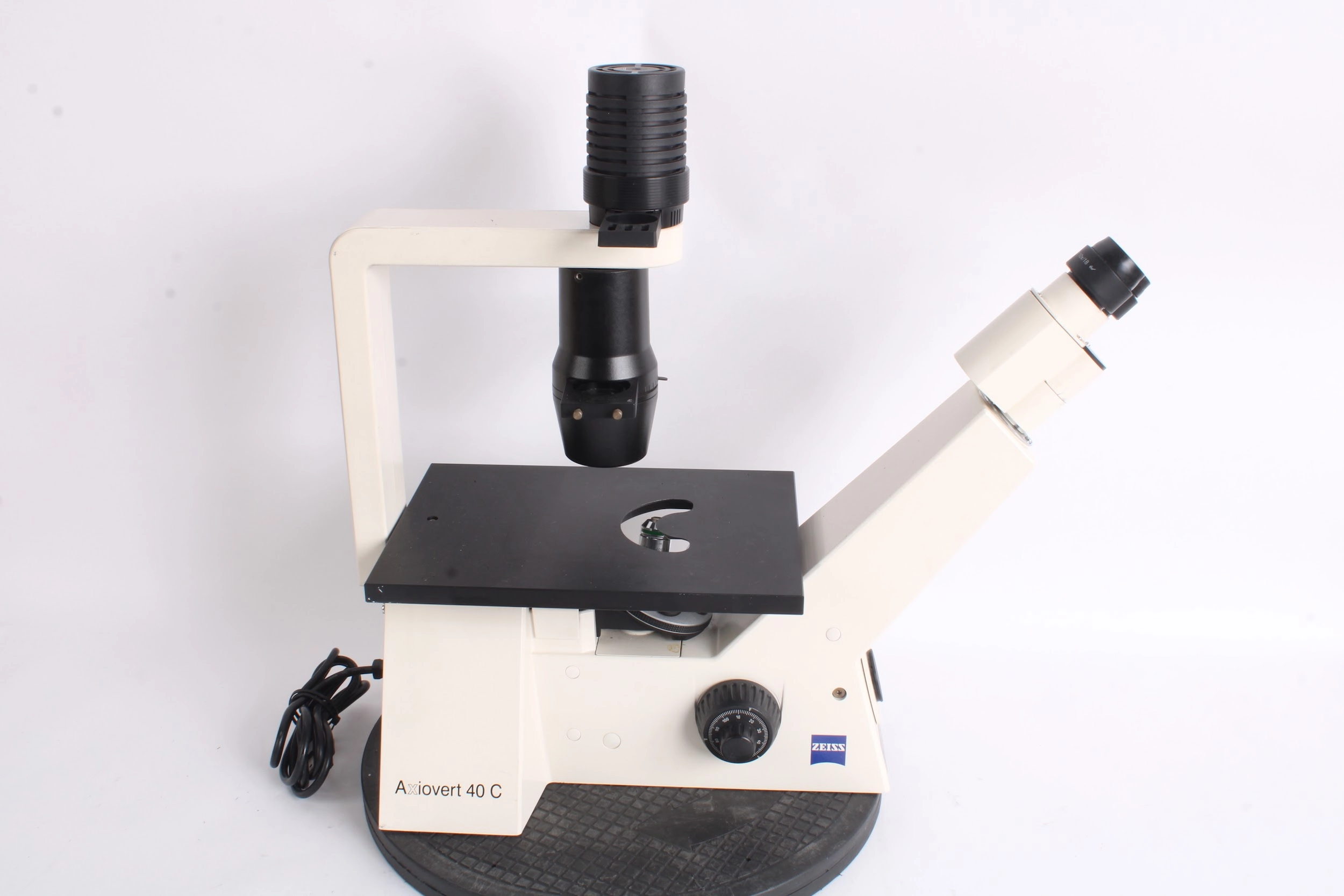 Carl Zeiss Axiovert 40 C Inverted Biological Microscope - Objective 10x, 20x