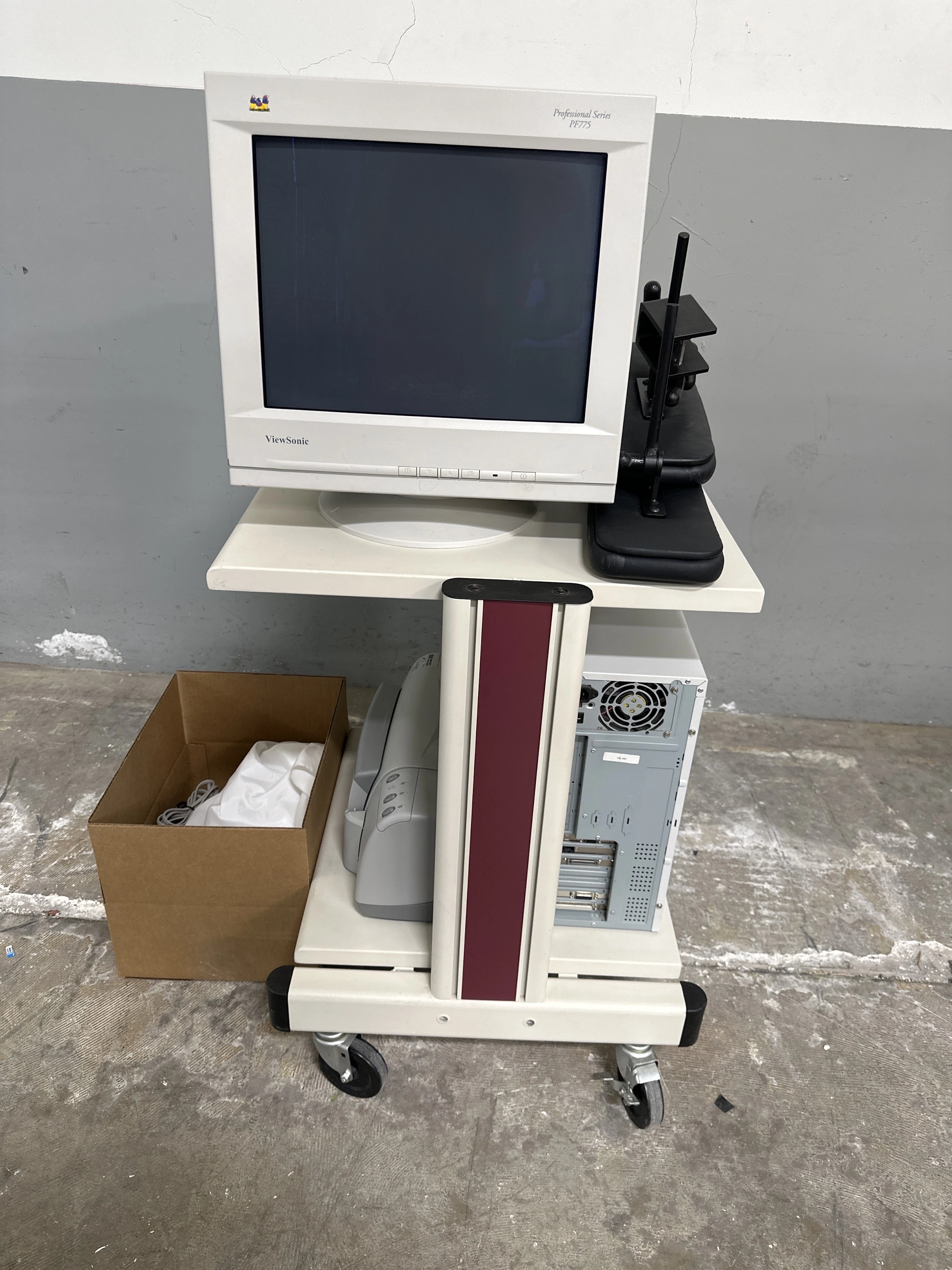 Heidelberg HRT II Retina Tomograph System With Accessories