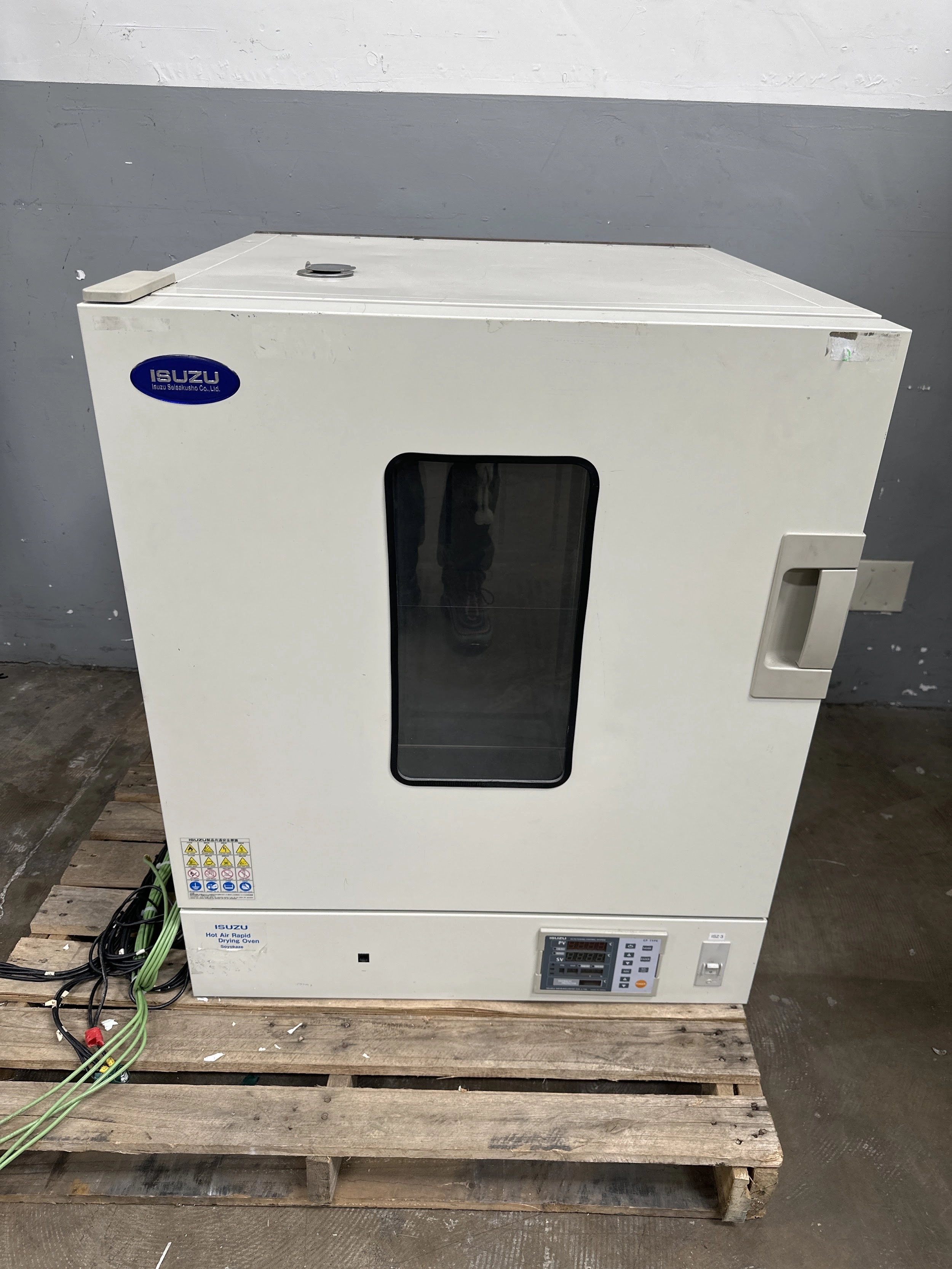 Isuzu EPR-115 Hot Air Rapid Drying Oven With Various Adapters - Fair Condition