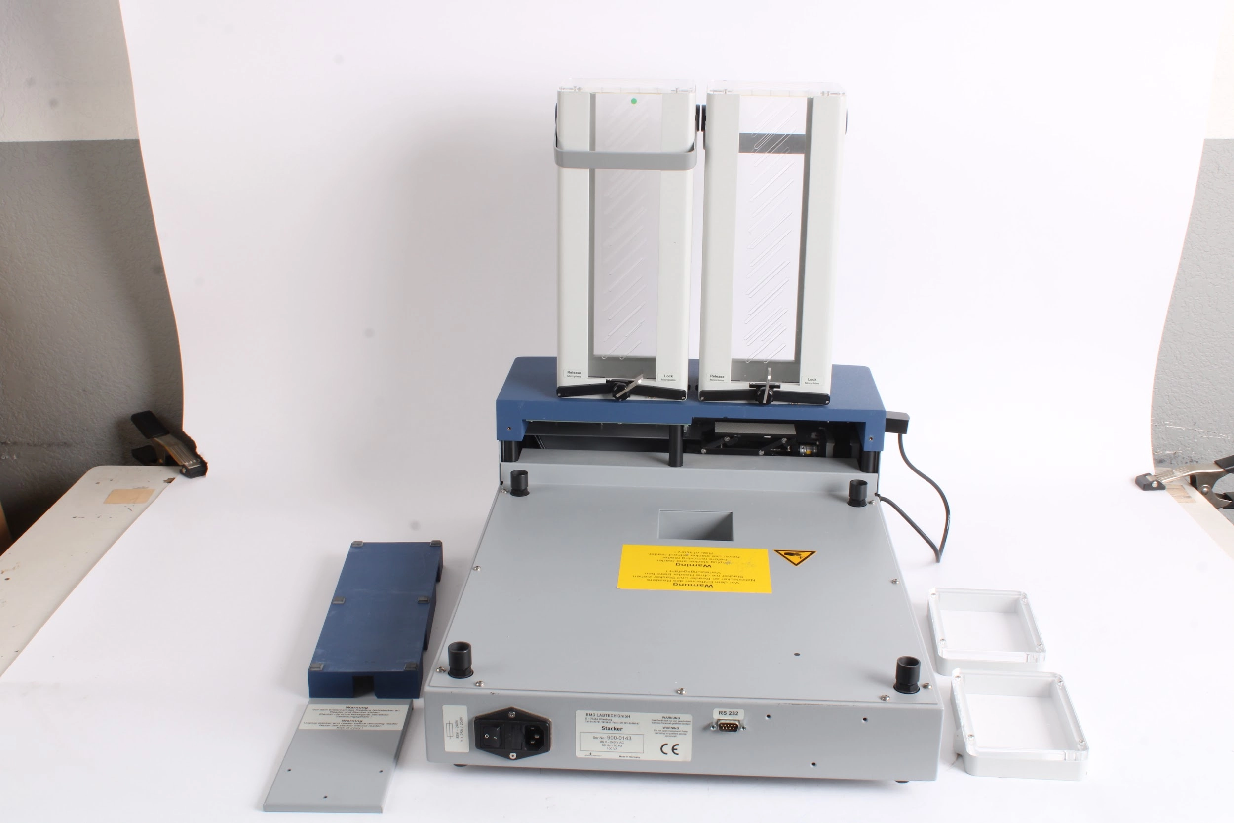 BMG Labtech GmbH Microplate Stacker Handling System W/ 2x Towers, 2x Cover, Tray