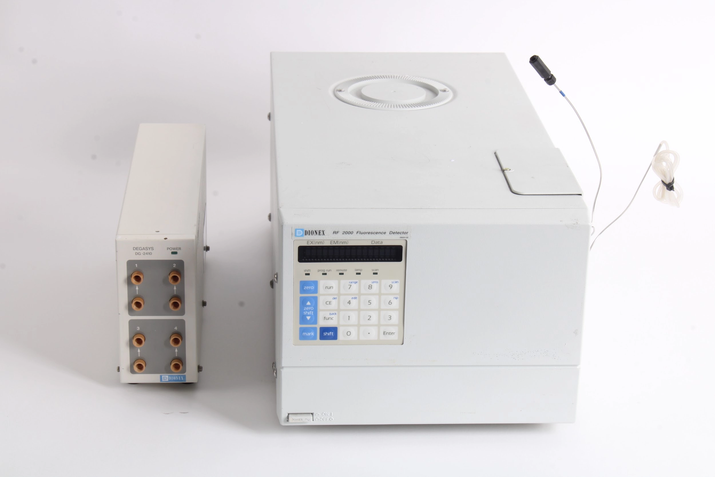 Dionex RF 2000 Fluorescence Detector 056101 W/ Dionex DG-2410 DeGasys - Fair