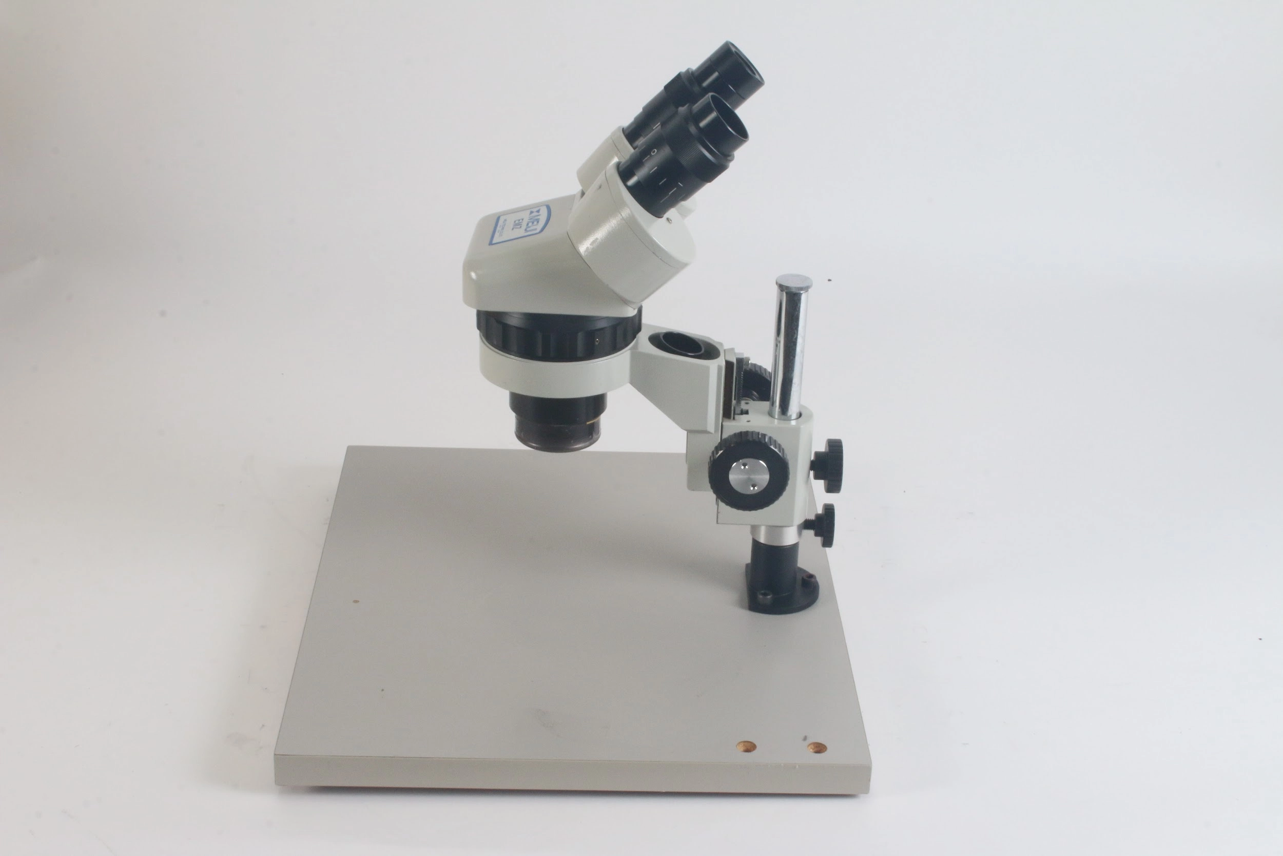 Meiji EMZ Stereo Zoom Microscope with 1x SWF10X Objective Lens