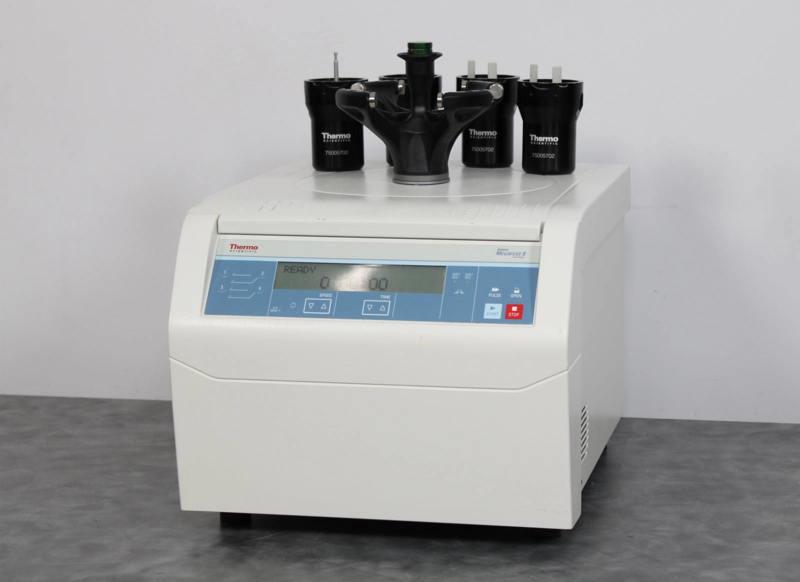 Thermo Heraeus Megafuge 8 Benchtop Centrifuge 75007210 w/ TX-150 Swing Rotor