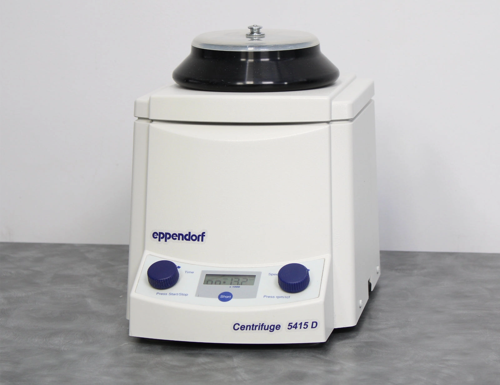 Eppendorf 5415D Benchtop Microcentrifuge 5425 with F45-24-11 Rotor