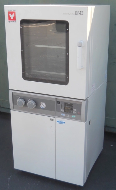 Yamato DP43 Large Capacity Vacuum Drying Oven