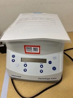 Eppendorf Centrifuge 5424