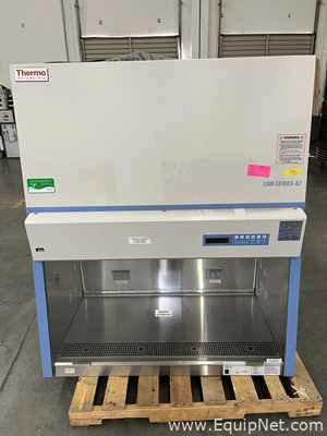 Thermo Scientific 1305 Biological Safety Cabinet - 1300 Series Type A2
