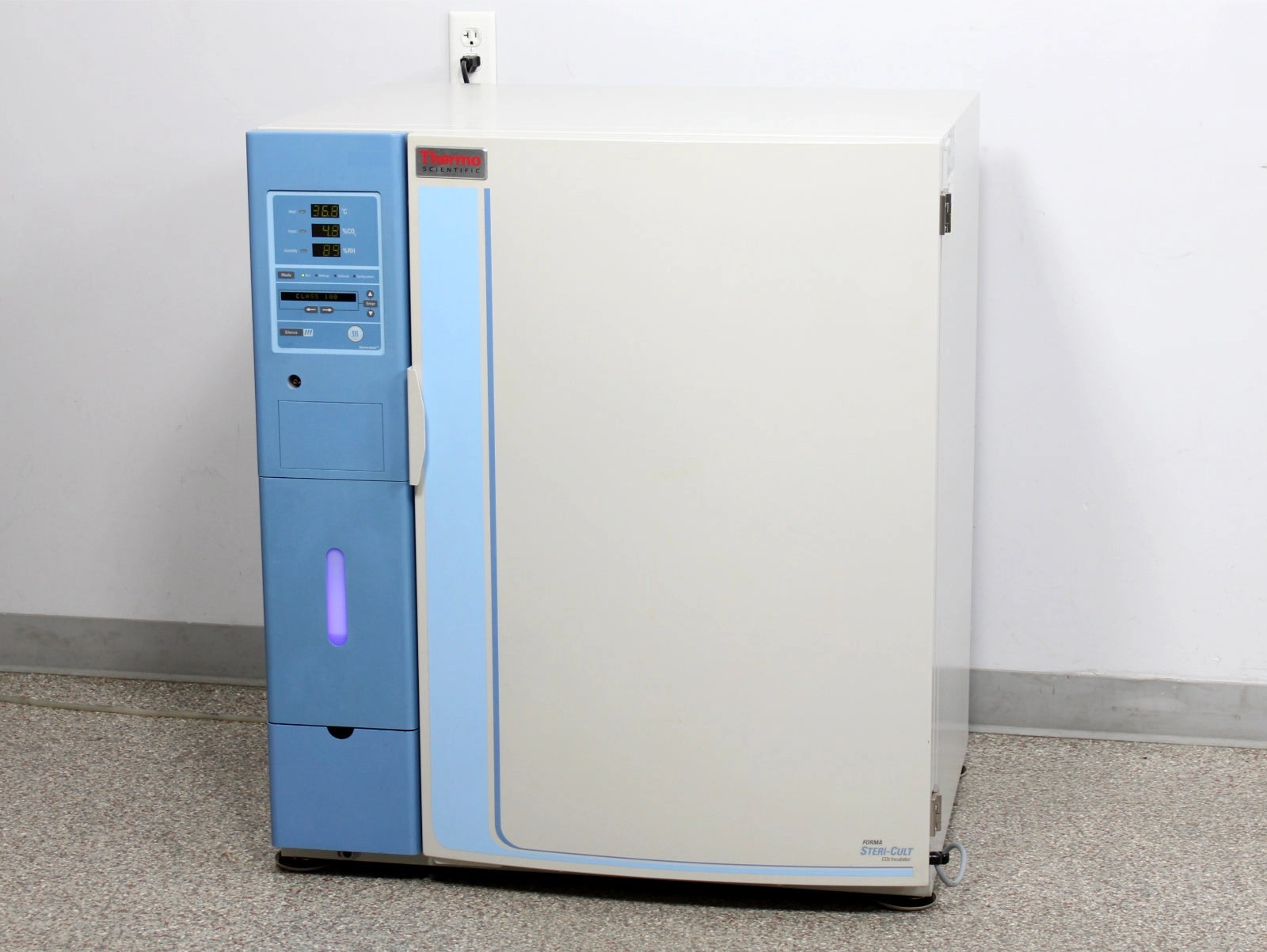 Thermo Scientific 3307 Forma Steri-Cult CO2 Incubator Stainless Steel &amp; Shelves