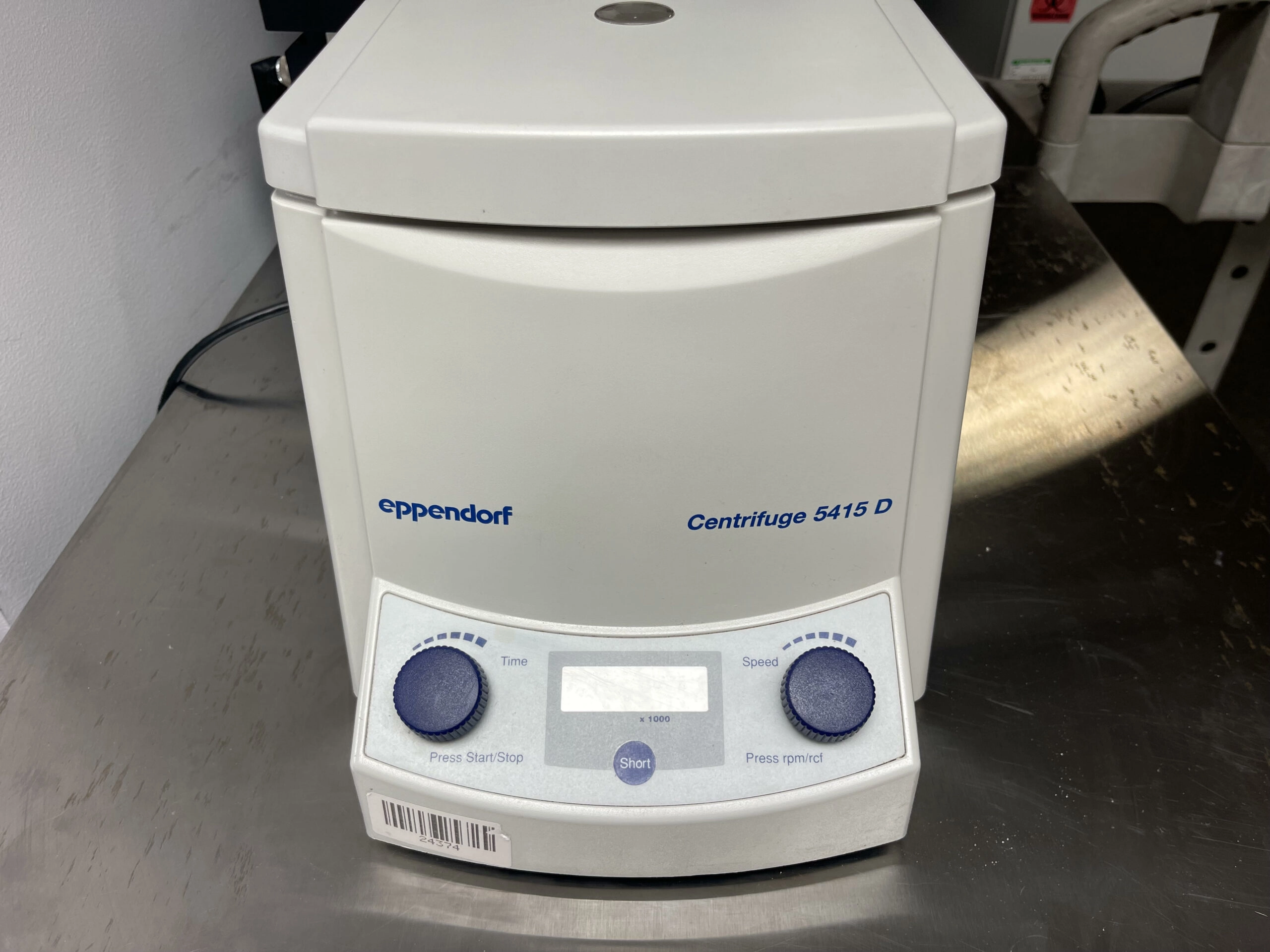 Eppendorf 5415D Centrifuge