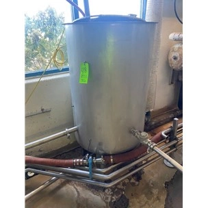 Used 200 Gal Stainless Steel Tank For Sale