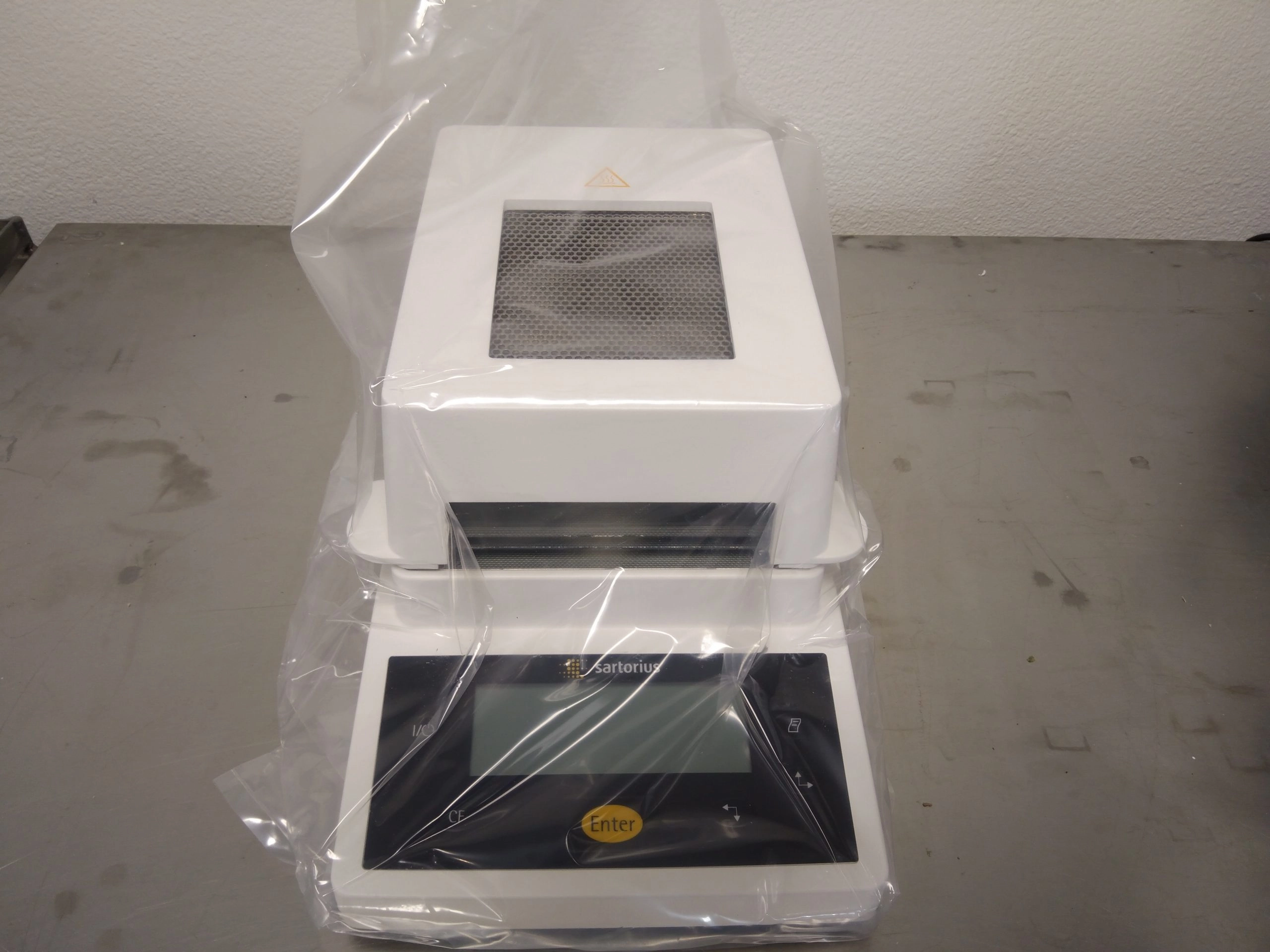 Sartorius MA35M Moisture Analyzer with Aluminium Pans