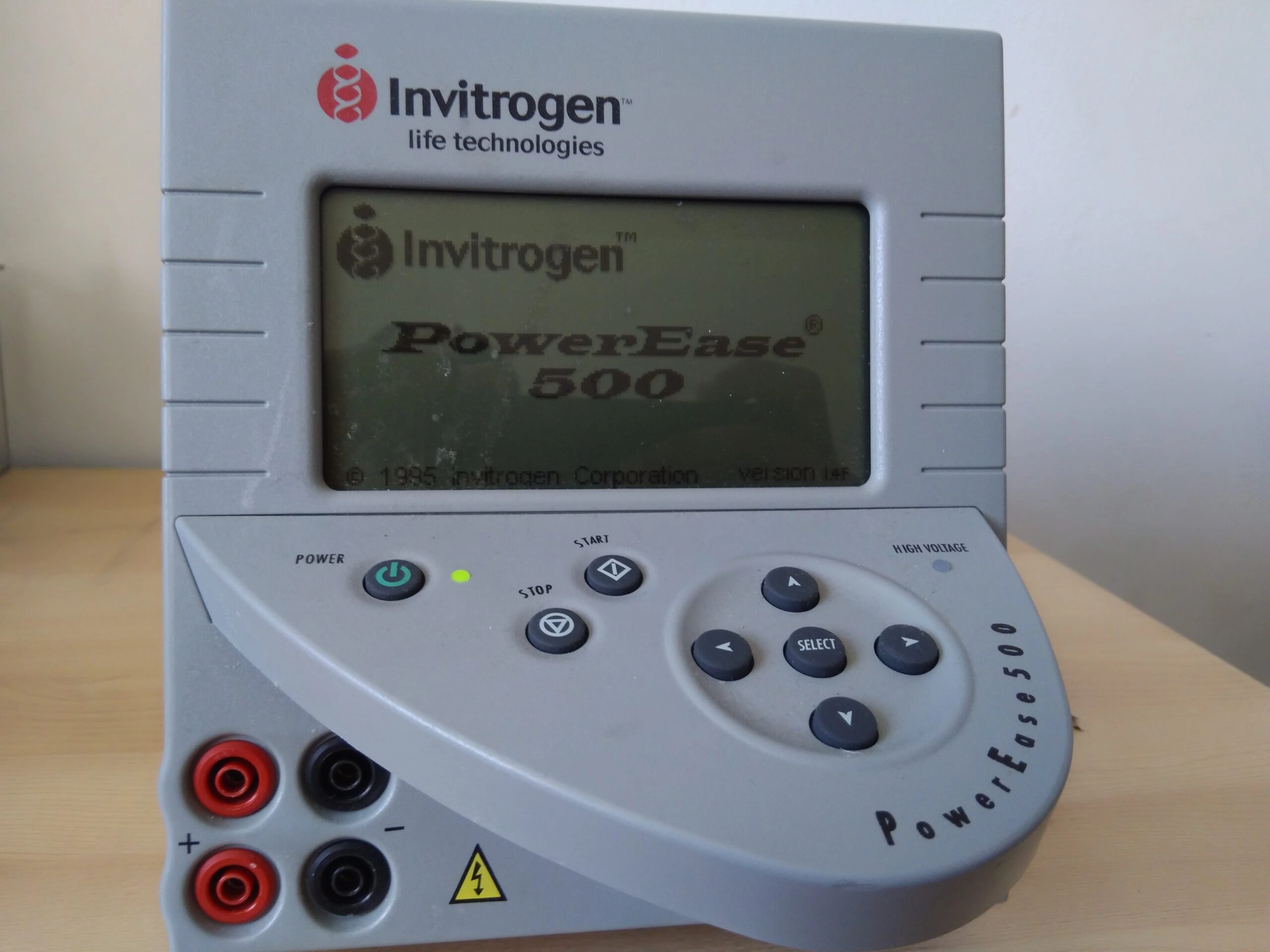 Life Technologies Invitrogen PowerEase 500 Power Supply