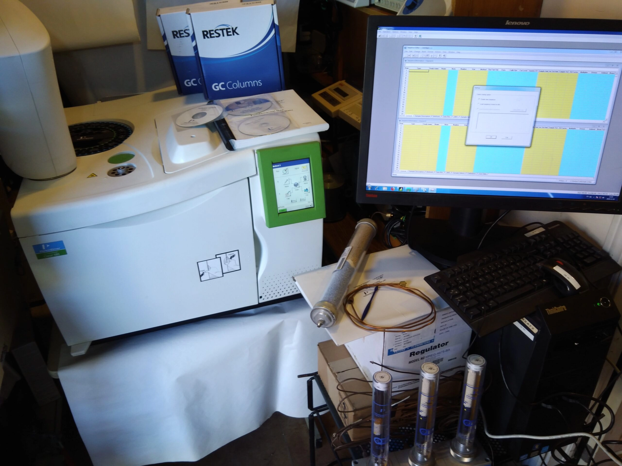 Perkin Elmer Clarus 680 GC Gas Chromatograph System